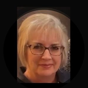 Meet your Posher, Suzette